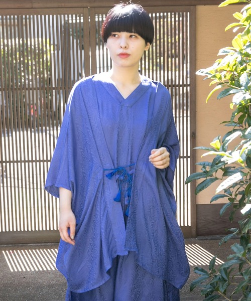 カヤ（カヤ）の「【カヤ】菊薫るUV羽織（カーディガン/ボレロ・レディース・ネイビー/グレー/ブルー/ライトパープル/グリーン/スミクロ/レッド・FREE）」の6枚目の写真