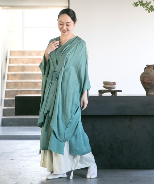 カヤ（カヤ）の「【カヤ】菊薫るUV羽織（カーディガン/ボレロ・レディース・ネイビー/グレー/ブルー/ライトパープル/グリーン/スミクロ/レッド・FREE）」の10枚目の写真