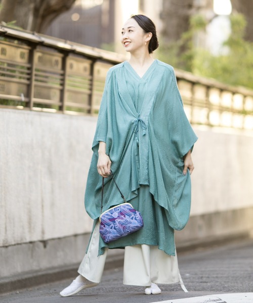 カヤ（カヤ）の「【カヤ】菊薫るUV羽織（カーディガン/ボレロ・レディース・ネイビー/グレー/ブルー/ライトパープル/グリーン/スミクロ/レッド・FREE）」の12枚目の写真