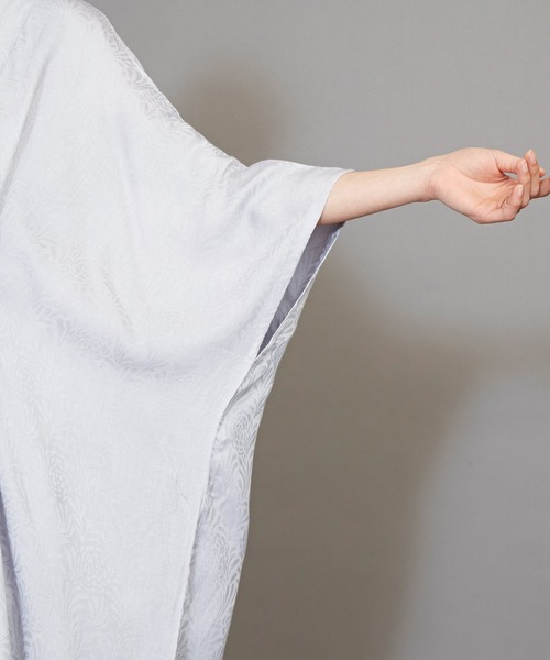 カヤ（カヤ）の「【カヤ】菊薫るUV羽織（カーディガン/ボレロ・レディース・ネイビー/グレー/ブルー/ライトパープル/グリーン/スミクロ/レッド・FREE）」の18枚目の写真