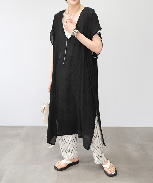 ＡＮＤＪ（アンドジェイ）の「楊柳シフォンパイピングカフタンワンピース（ワンピース・レディース・ベージュ系その他/ブラック/ライトブルー/ライトグレー・M）」の2枚目の写真