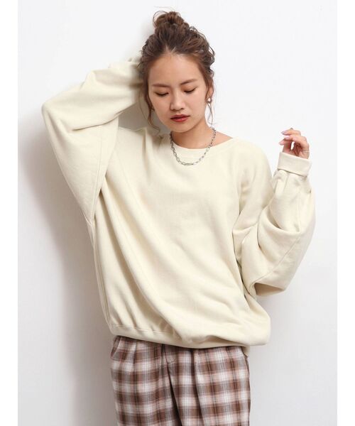 Ungrid（アングリッド）の「ウォッシュルーズスウェット(トレーナー)（スウェット・レディース・ブラウン/レッド/アイボリー・FREE）」の15枚目の写真