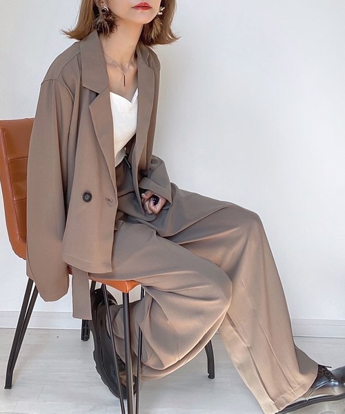 JUNOAH（ジュノア）の「ショート丈ジャケットラップパンツセットアップ