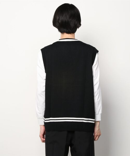 KANGOL（カンゴール）の「【KANGOL/カンゴール】チルデンベスト　ワンポイント刺繍 　ライン入り　ビッグシルエット/オーバーサイズ（ベスト・メンズ・ブラック/ベージュ/アイボリー・LARGE/MEDIUM）」の5枚目の写真