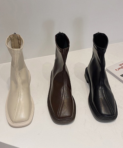 SMILE ORCHID（スマイルオーキッド）の「スクエアトゥショートブーツ（ブーツ・レディース・アイボリー/ブラック/ブラウン・39/38/37）」の5枚目の写真