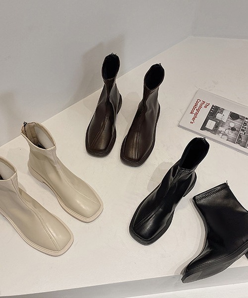 SMILE ORCHID（スマイルオーキッド）の「スクエアトゥショートブーツ（ブーツ・レディース・アイボリー/ブラック/ブラウン・39/38/37）」の12枚目の写真