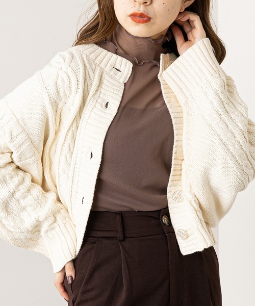 Chico（チコ）の「【新色追加】ハイネックチュールメロープルオーバー（Tシャツ/カットソー・レディース・ブラック/ブラウン/アイボリー/グレイッシュベージュ/ライトブルー・FREE）」の6枚目の写真