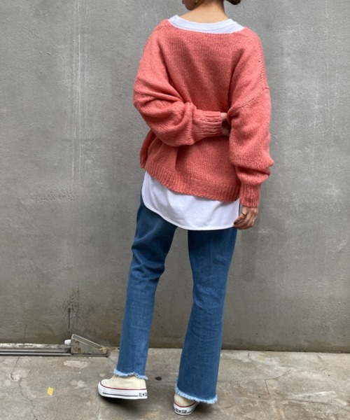 BONbazaar（ボンバザール）の「★OT★【ZOZO限定】シアー天竺Vネックニット（ニット/セーター・レディース・ブルー/ブルー系その他/サーモンピンク・FREE）」の7枚目の写真