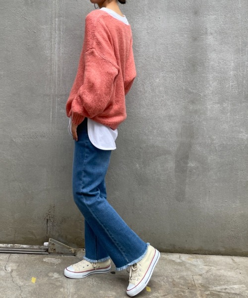 BONbazaar（ボンバザール）の「★OT★【ZOZO限定】シアー天竺Vネックニット（ニット/セーター・レディース・ブルー/ブルー系その他/サーモンピンク・FREE）」の9枚目の写真