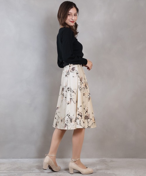 ASTORIA ODIER(アストリアオディール)の「ベルト付き花柄フレアスカート(スカート・レディース・アイボリー/ピンク/ネイビー・SMALL/MEDIUM/X-SMALL)」の18枚目の写真