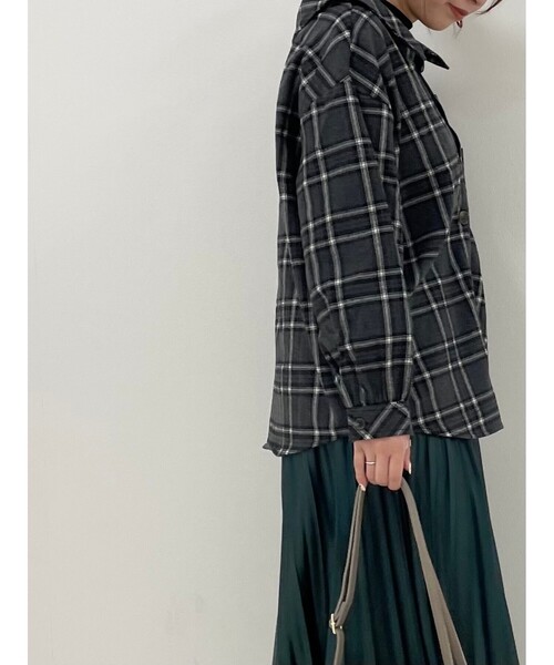 Cutie Blonde（キューティーブロンド）の「◆【S-L】アソートドッキングシャツ（シャツ/ブラウス・レディース・ブラウン系その他/グレー系その他2/パープル/ベージュ系1・02/01/03）」の14枚目の写真