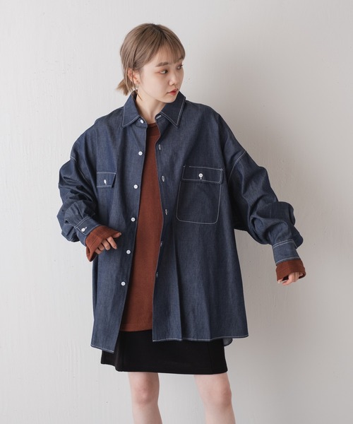 WHIMSIC（ウィムジック）の「【WHIMSIC】デニムビッグワークシャツ（シャツ/ブラウス・レディース・ネイビー/ホワイト・FREE）」の6枚目の写真