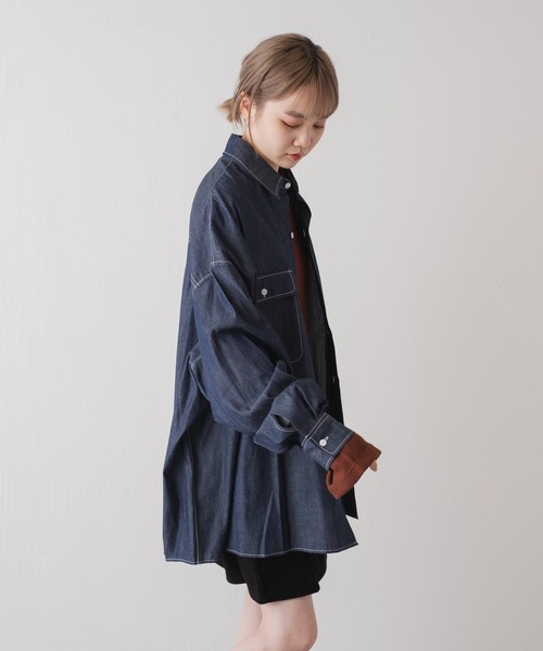 WHIMSIC（ウィムジック）の「【WHIMSIC】デニムビッグワークシャツ（シャツ/ブラウス・レディース・ネイビー/ホワイト・FREE）」の7枚目の写真