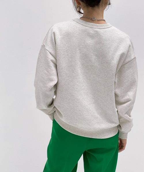 ottilie（オティーリエ）の「ロゴプリント裏毛プルオーバー（スウェット・レディース・チャコールグレー/ネイビー/グレー・FREE）」の10枚目の写真