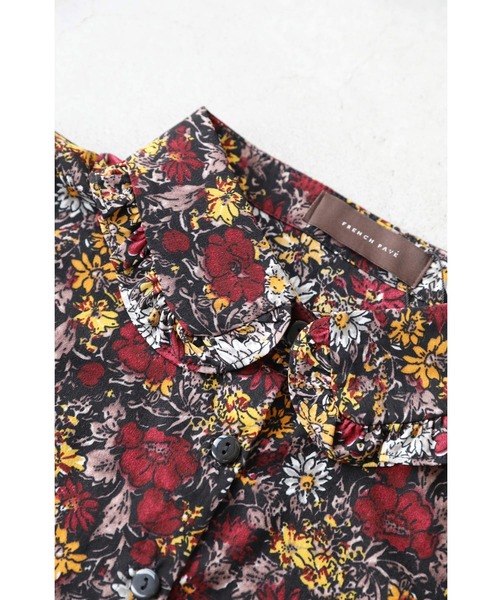 cawaii(カワイイ)の「いつもの服が変わる。鮮やかな花画付け襟(付け襟・レディース・レッド・FREE)」の12枚目の写真
