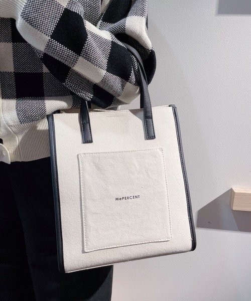 Me%（ミィパーセント）の「キャンバスパイピングショルダーバッグ（ショルダーバッグ・レディース・アイボリー/ブラック/ライトブルー・FREE）」の3枚目の写真