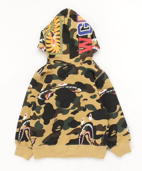 A BATHING APE（アベイシングエイプ）の「SHARK 1ST CAMO SHARK ZIP