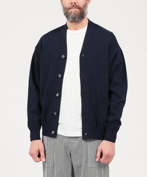 TOMORROWLAND （トゥモローランド）の「コットン Vネックカーディガン（カーディガン/ボレロ・メンズ・ネイビー/ブルー/キャメル/シャーベット・S/M）」の11枚目の写真