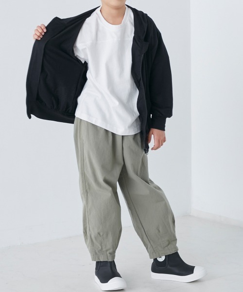 OMNES（オムネス）の「キッズ UVカット&ドライ加工 ジップパーカー（パーカー・キッズ・ラベンダー/ブルー/イエロー/グレー/ブラック・100/140/130/110/120）」の6枚目の写真