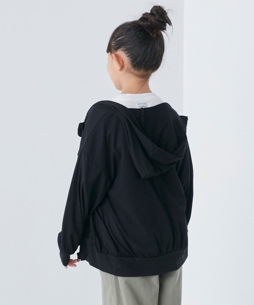OMNES（オムネス）の「キッズ UVカット&ドライ加工 ジップパーカー（パーカー・キッズ・ラベンダー/ブルー/イエロー/グレー/ブラック・100/140/130/110/120）」の9枚目の写真