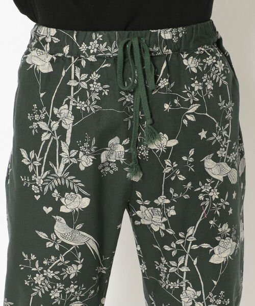 BOHEMIANS（ボヘミアンズ）の「BOHEMIANS/ボヘミアンズ　NIGHTINGALE GG LOOSE PANTS　ナイチンゲールルーズパンツ（その他パンツ・メンズ・ダークグリーン・MEDIUM）」の4枚目の写真