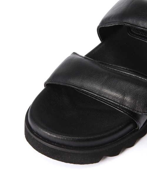 FREE'S MART（フリーズマート）の「マジックベルトサンダル（サンダル・レディース・ブラック/ベージュ・SMALL/MEDIUM）」の15枚目の写真