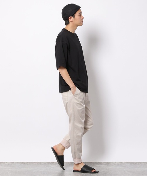 LAKOLE(ラコレ)の「リネン混ロールキャップ / 266401(キャップ・メンズ・ブラック/オフホワイト・9)」の4枚目の写真