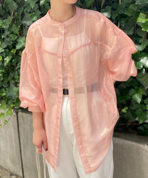 CIAOPANIC（チャオパニック）の「春夏に欠かせない、ラメシアーバンドカラーシャツ（シャツ/ブラウス・レディース・アイボリー/サックスブルー/イエロー/ピンク・FREE）」の4枚目の写真