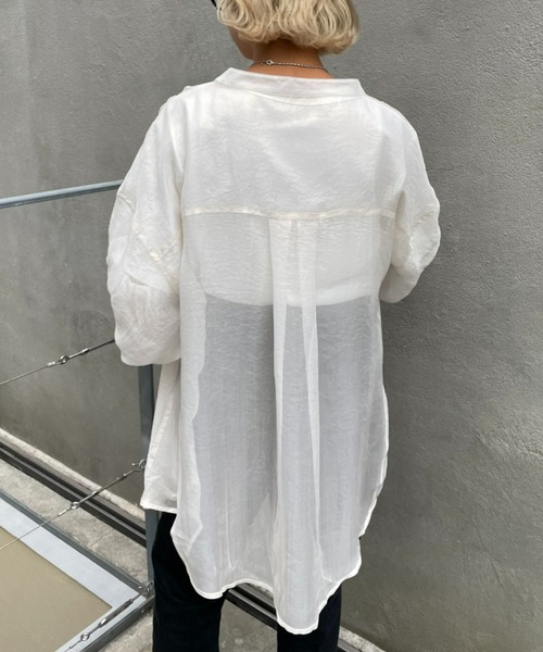 CIAOPANIC（チャオパニック）の「春夏に欠かせない、ラメシアーバンドカラーシャツ（シャツ/ブラウス・レディース・アイボリー/サックスブルー/イエロー/ピンク・FREE）」の17枚目の写真