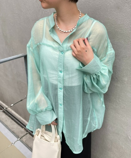 CIAOPANIC（チャオパニック）の「春夏に欠かせない、ラメシアーバンドカラーシャツ（シャツ/ブラウス・レディース・アイボリー/サックスブルー/イエロー/ピンク・FREE）」の12枚目の写真