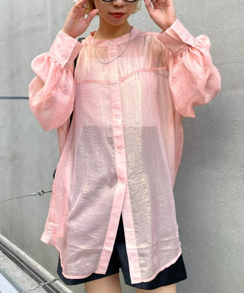 CIAOPANIC（チャオパニック）の「春夏に欠かせない、ラメシアーバンドカラーシャツ（シャツ/ブラウス・レディース・アイボリー/サックスブルー/イエロー/ピンク・FREE）」の10枚目の写真