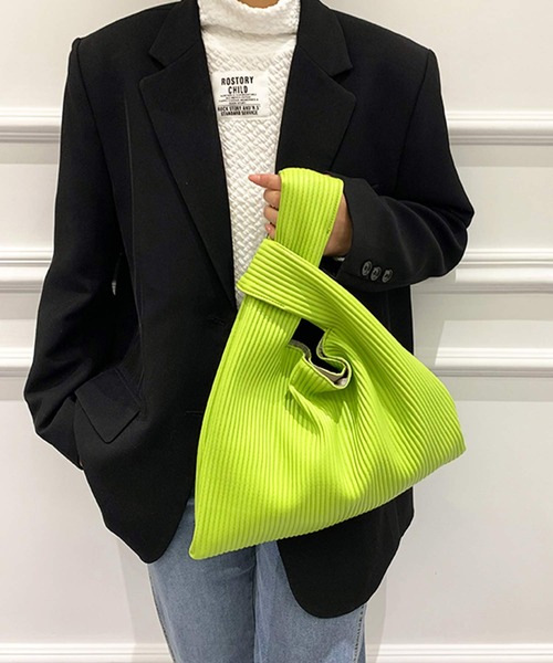 shopnikoniko（ショップニコニコ）の「合成皮革 マルシェバッグ プリーツ トートバッグ ハンドバッグ（ハンドバッグ・レディース・ホワイト/ブラック/ベージュ/ブルー/グリーン・フリー）」の10枚目の写真