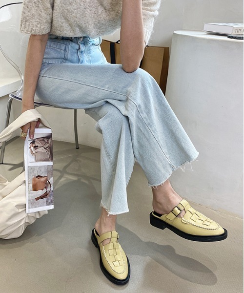 AMELY（エミリー）の「グルカサンダル（サンダル・レディース・アイボリー/イエロー/ブラック・35/36/37/38/39）」の3枚目の写真