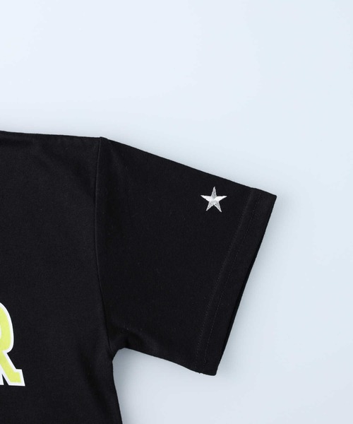CONVERSE（コンバース）の「【CONVERSE】カレッジ風ロゴＴシャツ（Tシャツ/カットソー・キッズ・ホワイト/ブラック・160/120/105/150/130/140）」の7枚目の写真