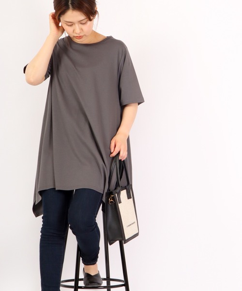 FUNALIVE(ファンアライブ)の「je crois soi ゆったりチュニックカットソー(Tシャツ/カットソー・レディース・ブラック/ベージュ/ブルー/チャコール/コーラル・FREE)」の13枚目の写真