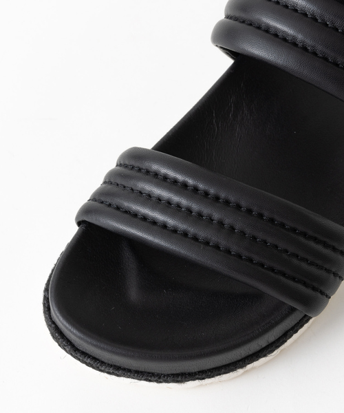 Au BANNISTER（オゥバニスター）の「【販売店舗限定】クッションベルトフットサンダル（サンダル・レディース・ブラック/ホワイト/キャメル・S/M/L）」の8枚目の写真