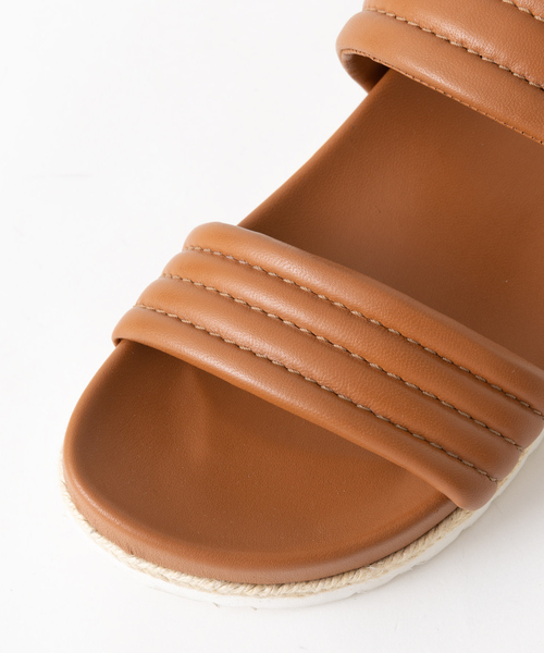 Au BANNISTER（オゥバニスター）の「【販売店舗限定】クッションベルトフットサンダル（サンダル・レディース・ブラック/ホワイト/キャメル・S/M/L）」の6枚目の写真