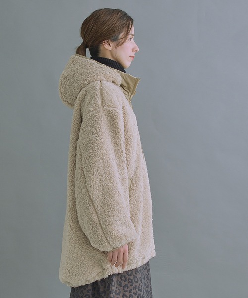 kha:ki(カーキ)の「「KHA:KI / カーキ」ZIP UP BOA HOODIE(ダウンジャケット/コート・レディース・カーキ/アイボリー・1/2)」の18枚目の写真