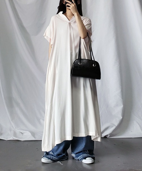 me+em select（ミームセレクト）の「【 ビッグシルエット／ポケット付 】スキッパーシャツスリットドルマンロングワンピース（ワンピース・レディース・ブラウン/グリーン/ブラック/ベージュ/チャコール/アイボリー・FREE）」の8枚目の写真