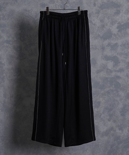 KUUUPY（クーピー）の「2Tuck Easy Wide Track Pants - 2タックイージーワイドトラックパンツ（その他パンツ・メンズ・ブラック/ネイビー/バーガンディー・SMALL/MEDIUM/LARGE）」の4枚目の写真