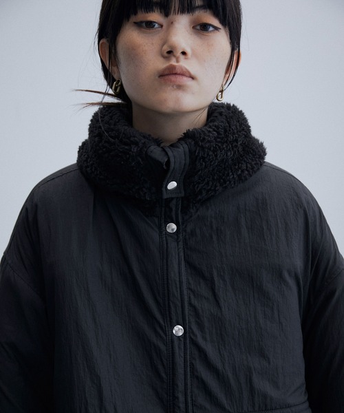 ADAM ET ROPE'（アダムエロペ）の「リバーシブルボアブルゾン（ブルゾン・レディース・ブラック/ホワイト系その他5・FREE）」の15枚目の写真