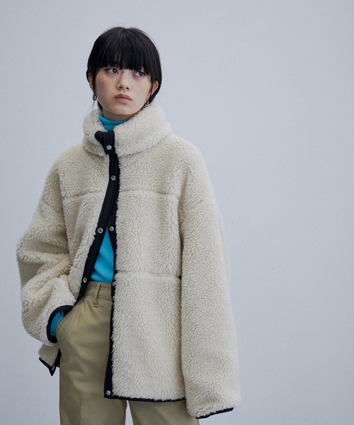 ADAM ET ROPE'（アダムエロペ）の「リバーシブルボアブルゾン（ブルゾン・レディース・ブラック/ホワイト系その他5・FREE）」の4枚目の写真