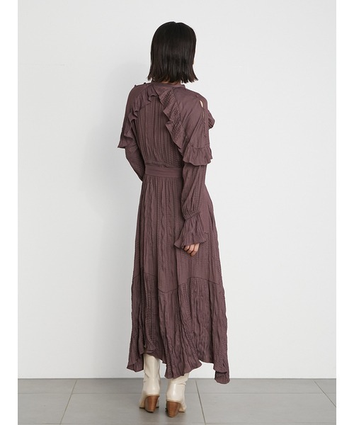 LILY BROWN（リリーブラウン）の「ベルテッドワッシャーフリル 