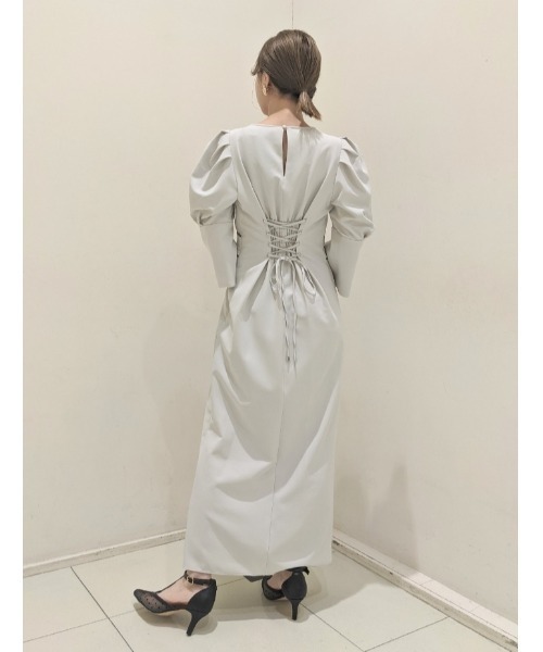 LILY BROWN（リリーブラウン）の「ハートサテンストラップパンプス（パンプス・レディース・ブラック/ベージュ/ドット・SMALL/MEDIUM/LARGE）」の6枚目の写真