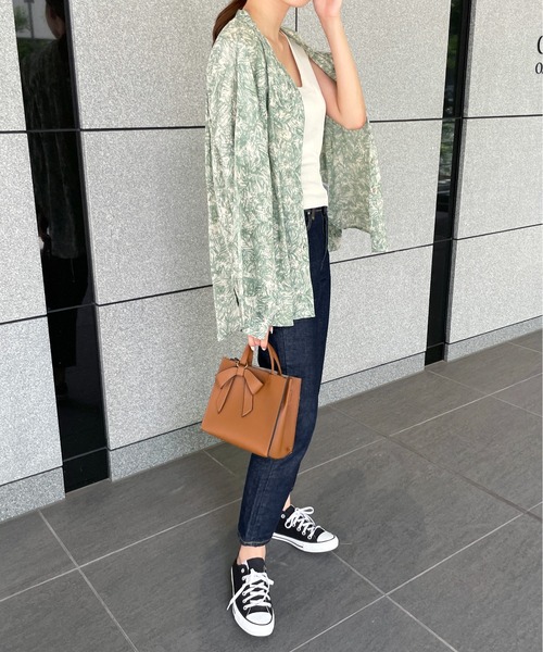 StyleSea（スタイルシー）の「バックギャザーボタニカルプリントブラウス（シャツ/ブラウス・レディース・ブラウン/グレー/グリーン・FREE）」の10枚目の写真