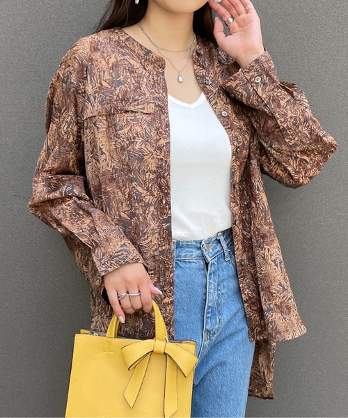 StyleSea（スタイルシー）の「バックギャザーボタニカルプリントブラウス（シャツ/ブラウス・レディース・ブラウン/グレー/グリーン・FREE）」の14枚目の写真