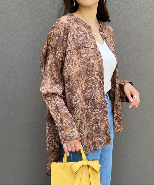 StyleSea（スタイルシー）の「バックギャザーボタニカルプリントブラウス（シャツ/ブラウス・レディース・ブラウン/グレー/グリーン・FREE）」の16枚目の写真