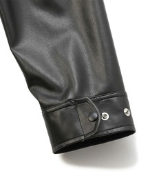 TOGA VIRILIS（トーガ ビリリース）の「TOGA VIRILIS Fake leather