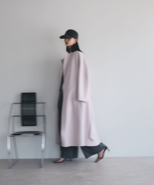 カオス　アールスーペリアノーカラーコート　グレー　ベージュ Chaos(カオス)のアールスーペリアノーカラーロングコート通販