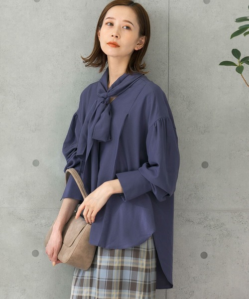 URBAN RESEARCH ROSSO WOMEN(アーバンリサーチ ロッソ)の「2WAYボウタイチュニックブラウス(シャツ/ブラウス・レディース・ホワイト/ブルー系その他・FREE)」の11枚目の写真